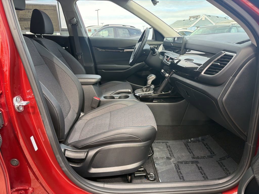 Certified 2025 Kia Seltos S image 32