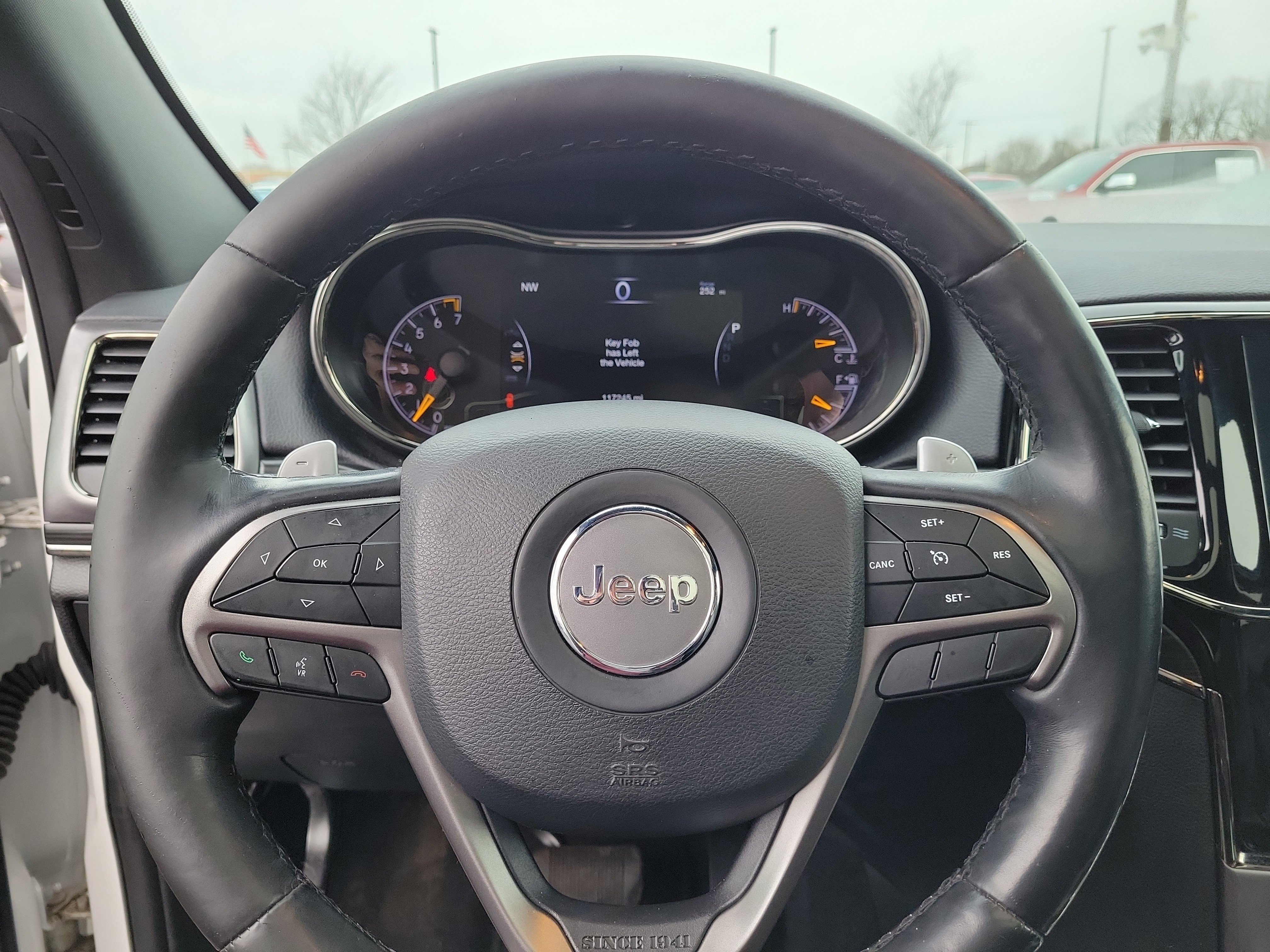 Used 2020 Jeep Grand Cherokee Limited X image 23