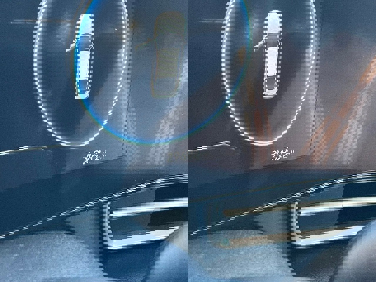 Used 2023 Hyundai Elantra SEL w/ Convenience Package image 9