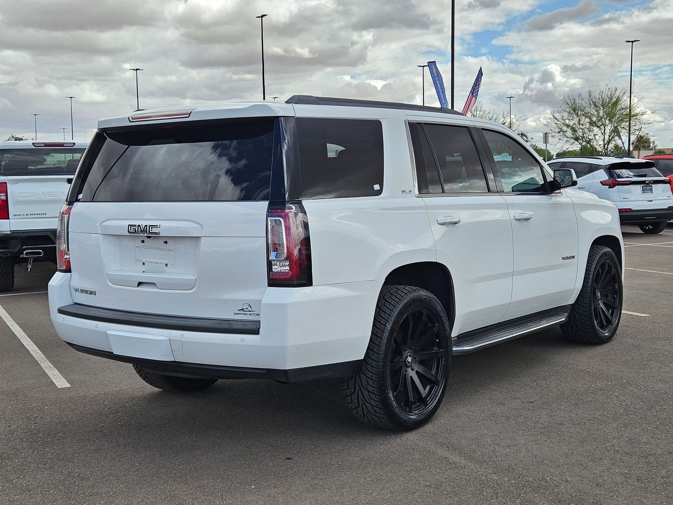 Used 2015 GMC Yukon SLE w/ Convenience Package RWD image 5
