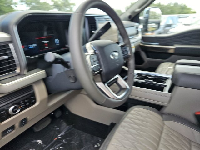 New 2026 Ford F250 Platinum w/ Platinum Plus Package AWD/4WD image 11