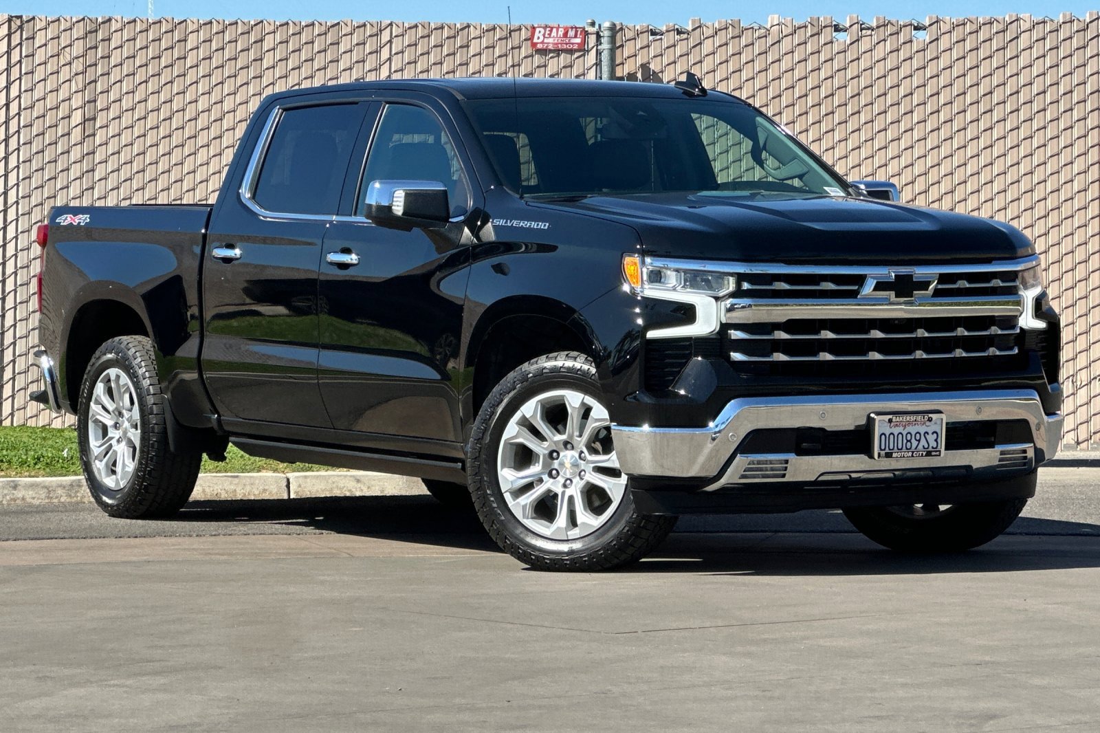 Certified 2022 Chevrolet Silverado 1500 LTZ w/ LTZ Premium Package AWD/4WD image 2