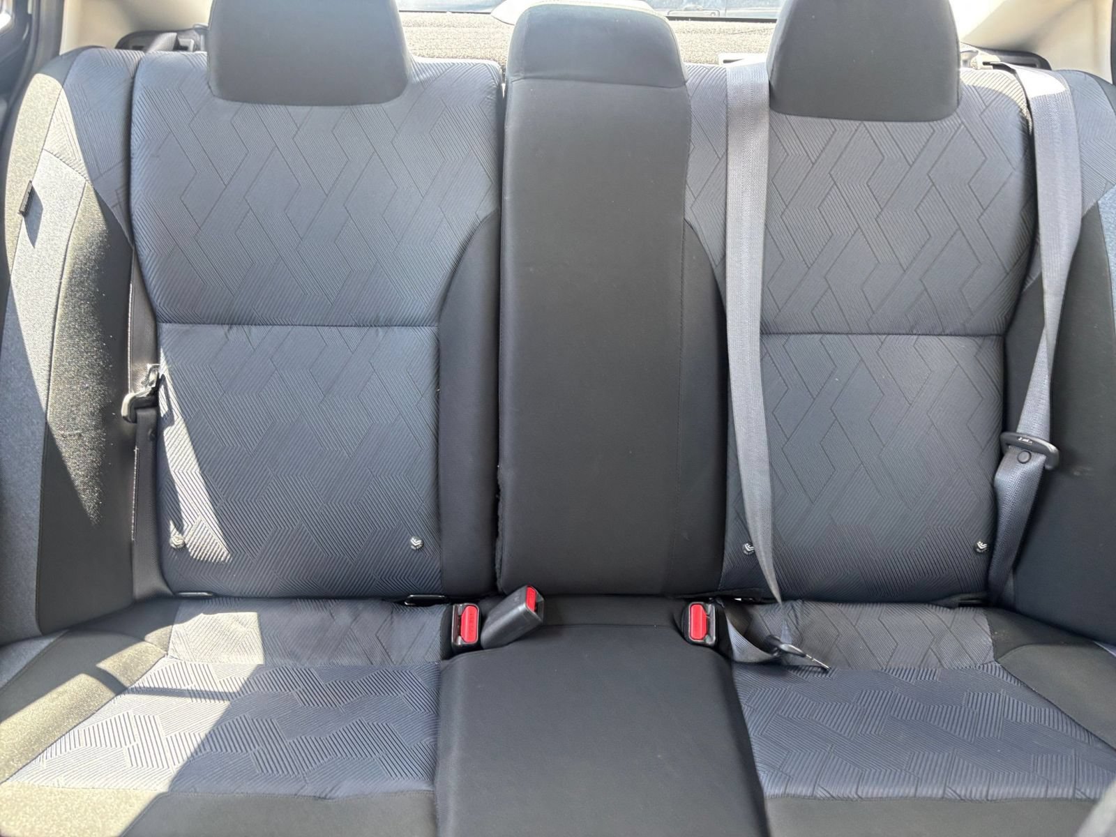 Used 2025 Nissan Versa SV FWD image 36