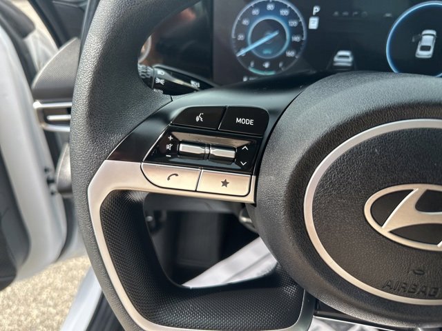 Certified 2024 Hyundai Elantra SEL image 21