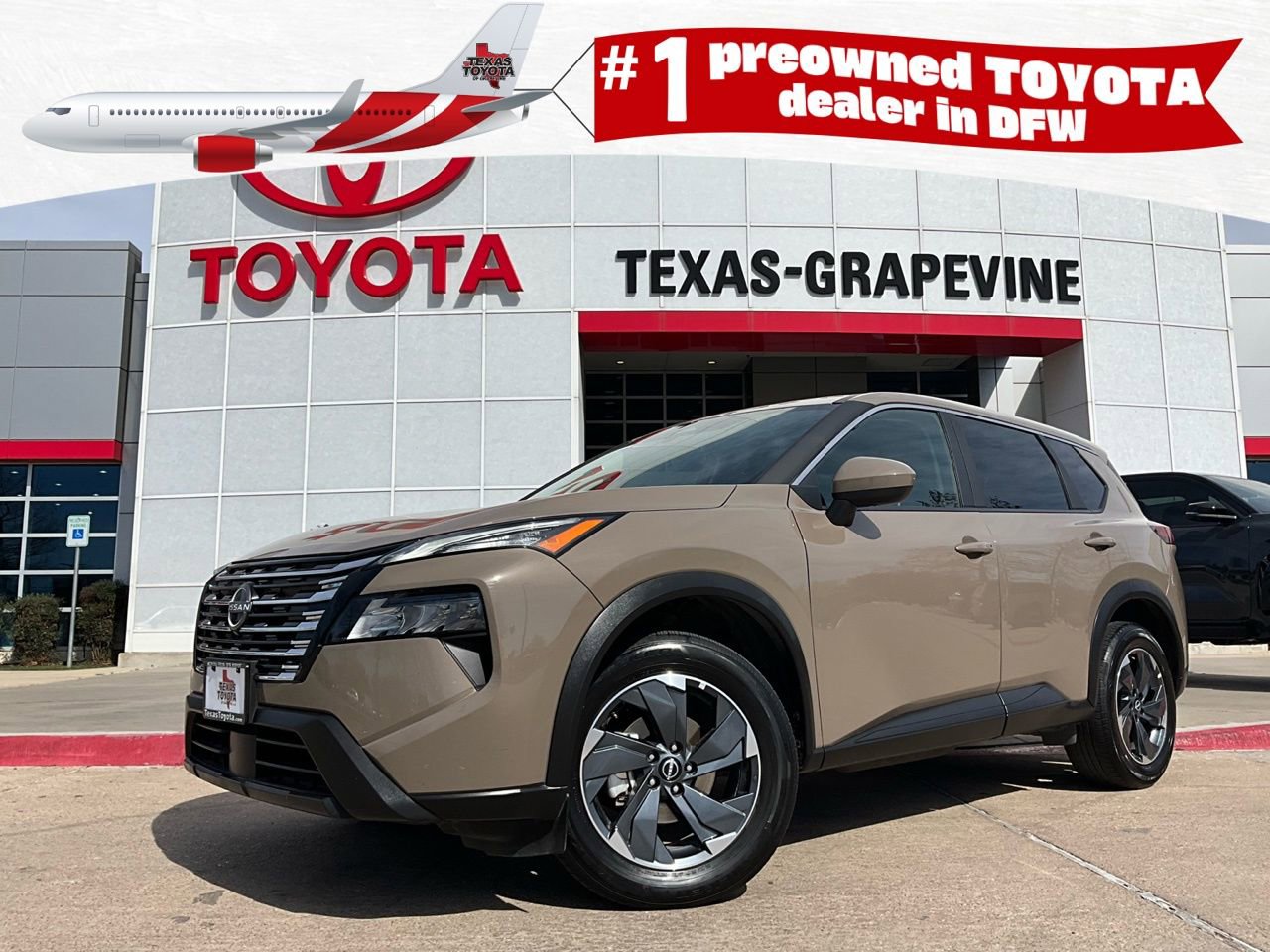 Used 2025 Nissan Rogue SV image 1