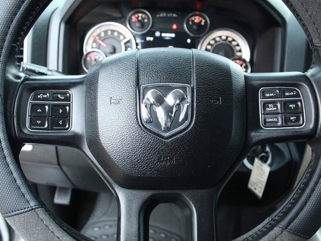 Used 2015 RAM 1500 Lone Star AWD/4WD image 23