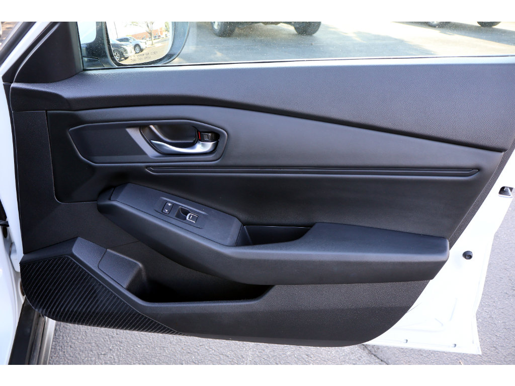 Used 2024 Honda Accord EX image 17