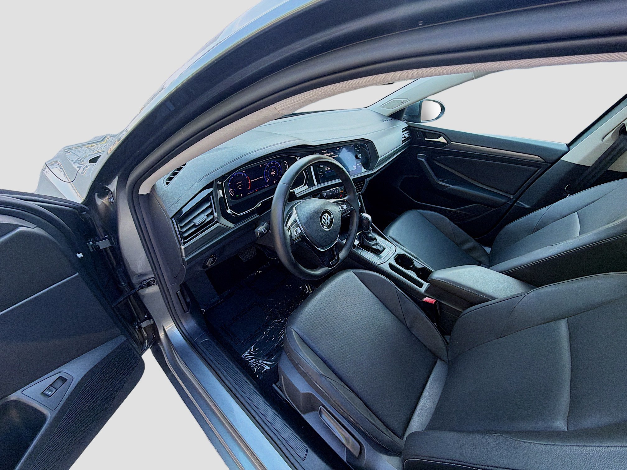 Used 2019 Volkswagen Jetta SEL w/ Cold Weather Package FWD image 8