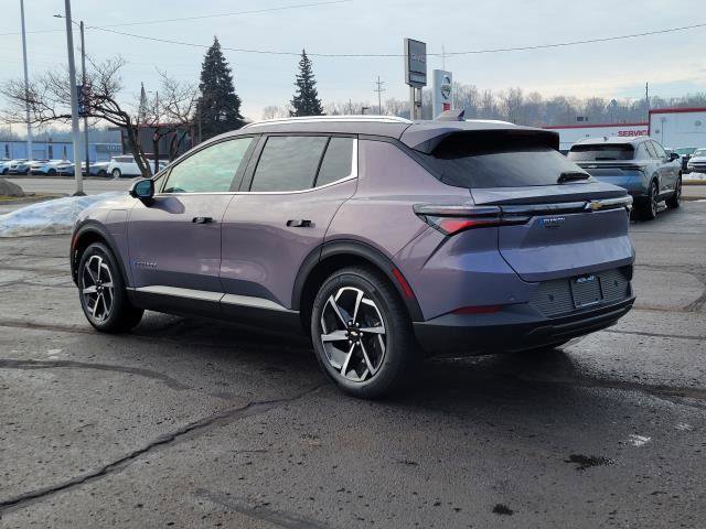 New 2026 Chevrolet Equinox EV LT image 3