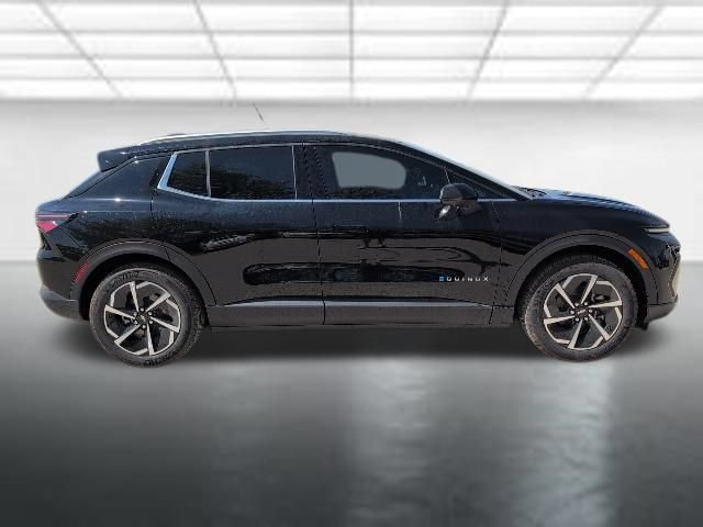 New 2026 Chevrolet Equinox EV LT FWD image 31