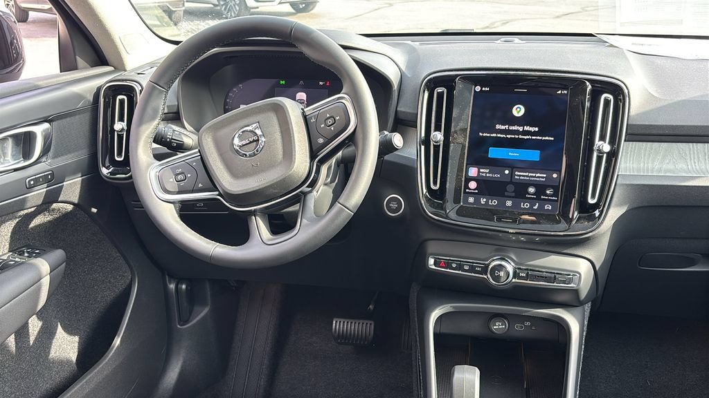 New 2026 Volvo XC40 B5 Core w/ Climate Package AWD/4WD image 7