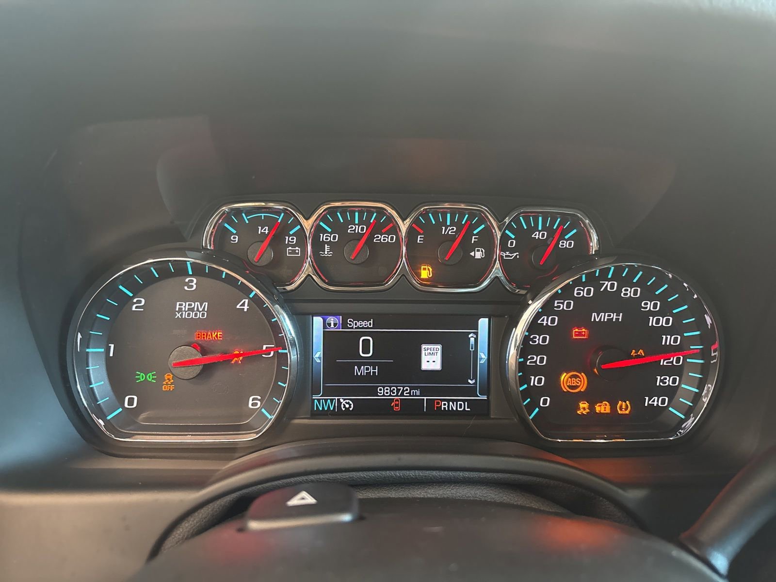 Used 2018 Chevrolet Tahoe LT image 3