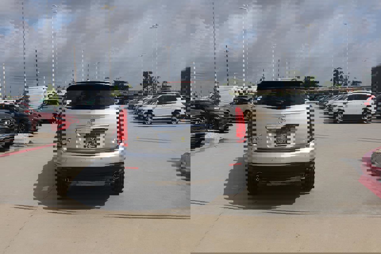 Used 2016 Cadillac SRX Premium image 4