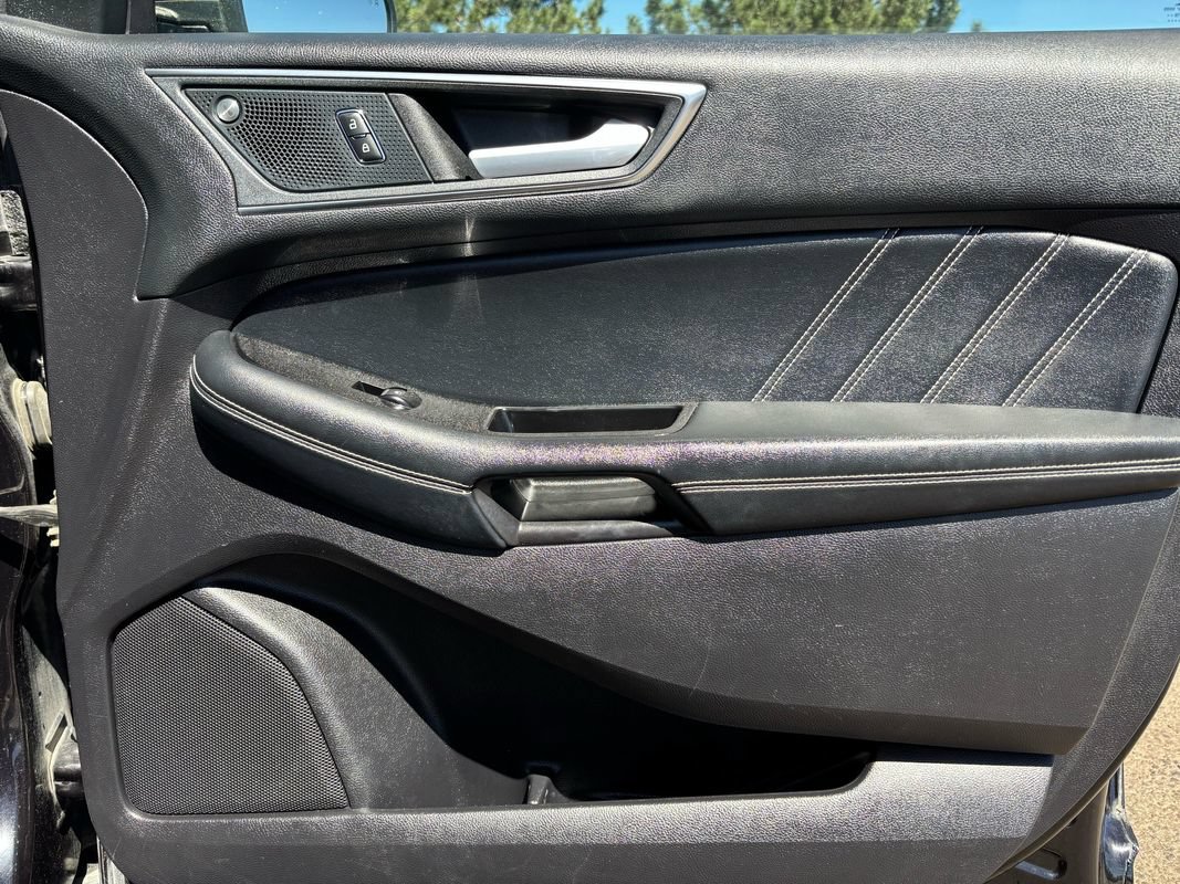 Used 2019 Ford Edge ST w/ Convenience Package AWD/4WD image 23