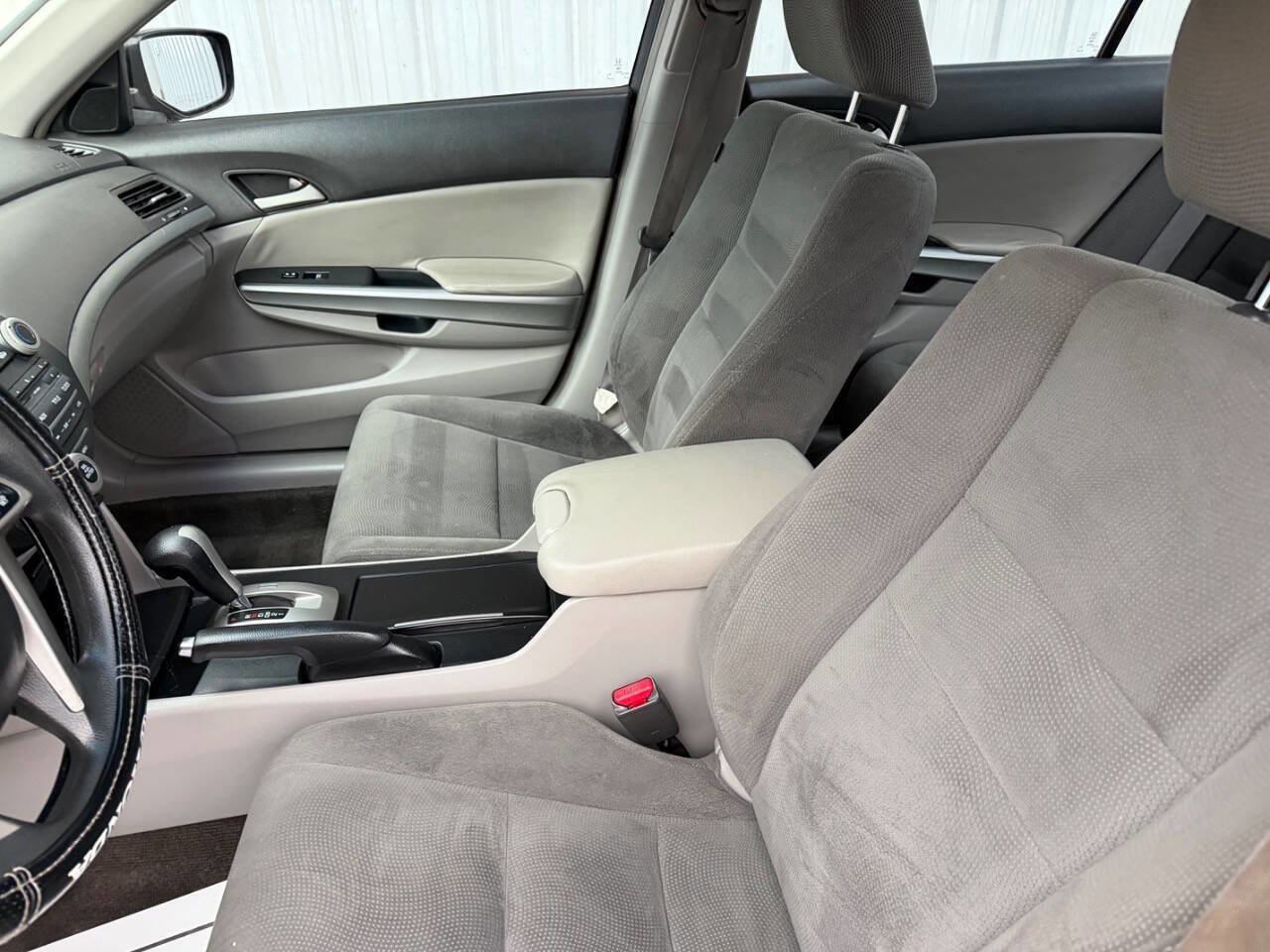 Used 2009 Honda Accord EX image 13