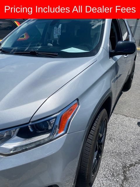 Used 2020 Chevrolet Traverse LS AWD/4WD image 3