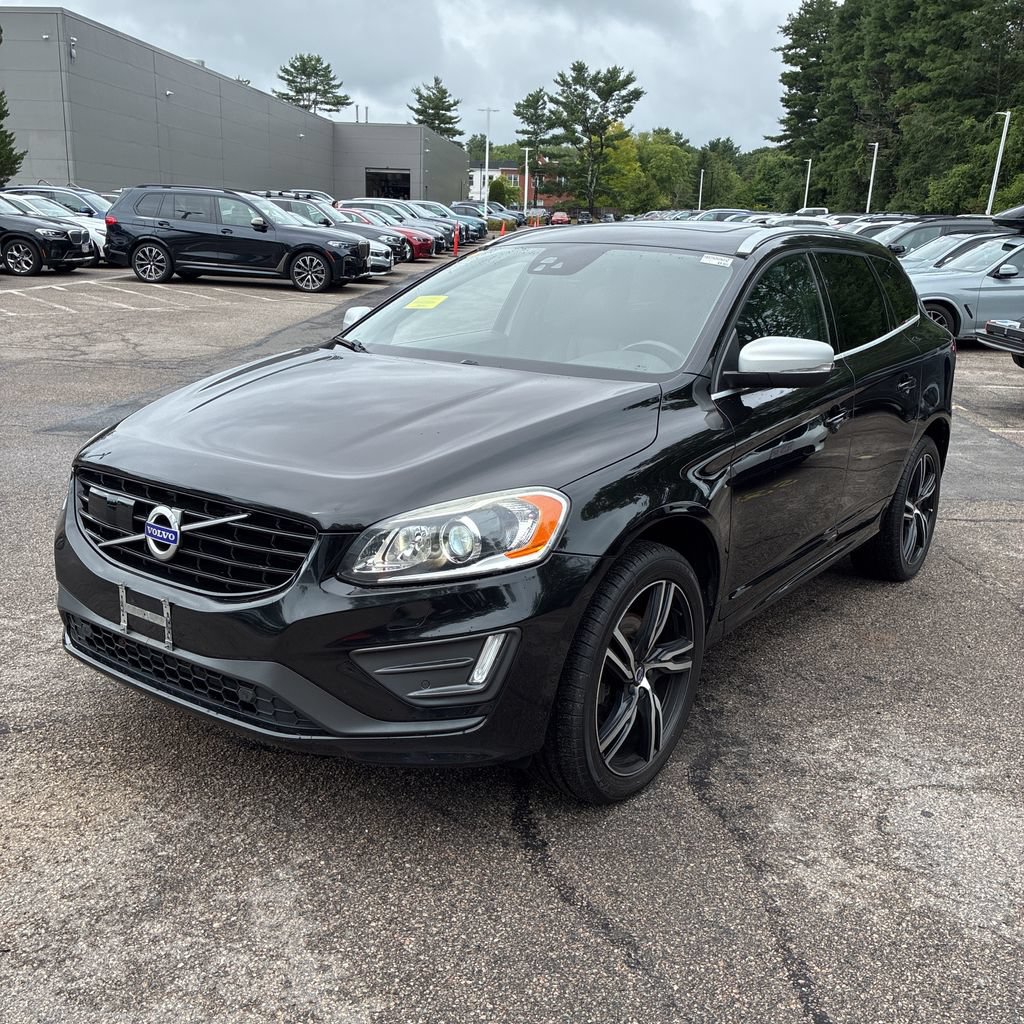 Used 2017 Volvo XC60 T6 R-Design w/ Climate Package AWD/4WD image 2
