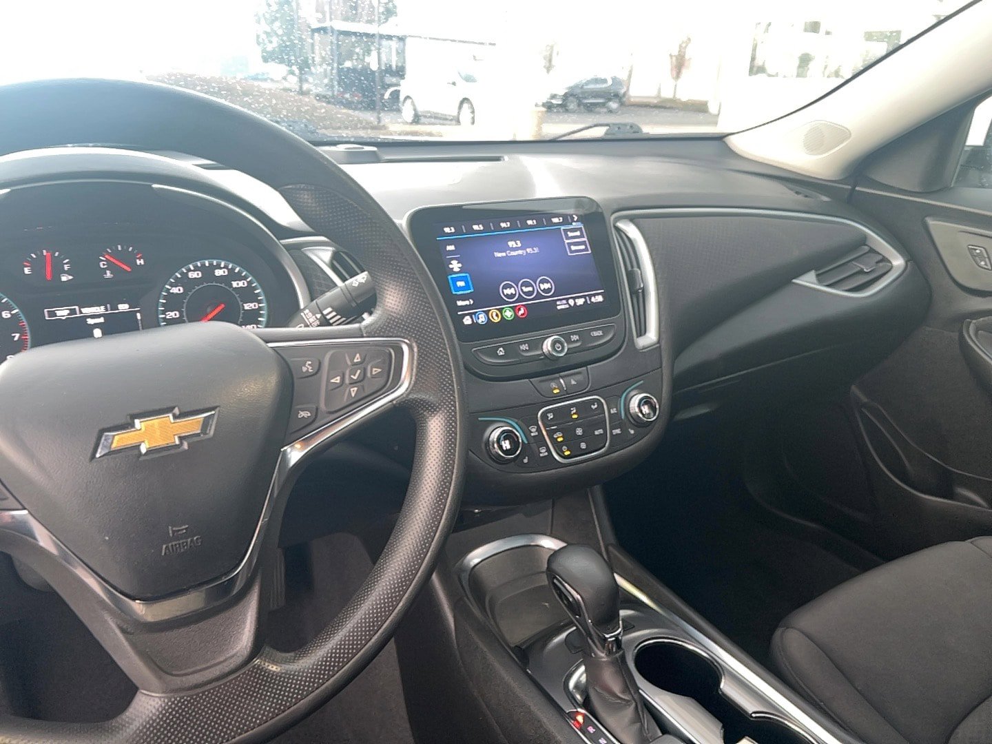 Used 2023 Chevrolet Malibu LT FWD image 14