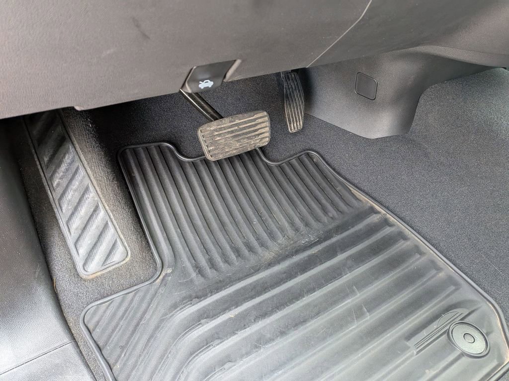 Used 2023 GMC Sierra 1500 Elevation image 16