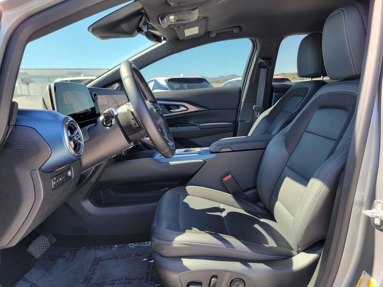 Used 2024 Chevrolet Equinox EV LT FWD image 20