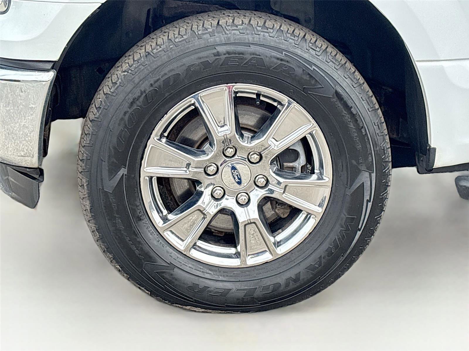 Used 2016 Ford F150 XLT w/ Equipment Group 302A Luxury image 28