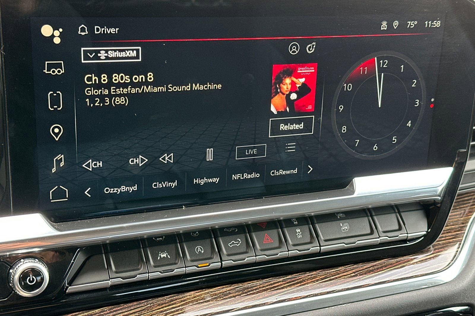 Certified 2024 GMC Sierra 1500 SLE image 18