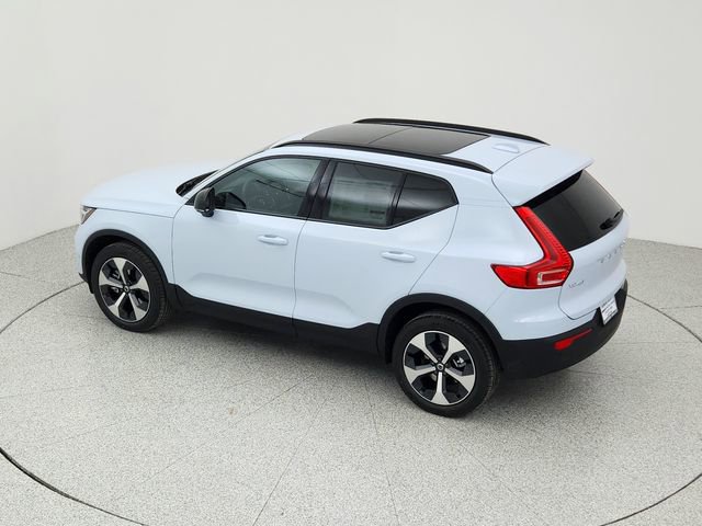 New 2026 Volvo XC40 B5 Plus w/ Protection Package Premier image 16