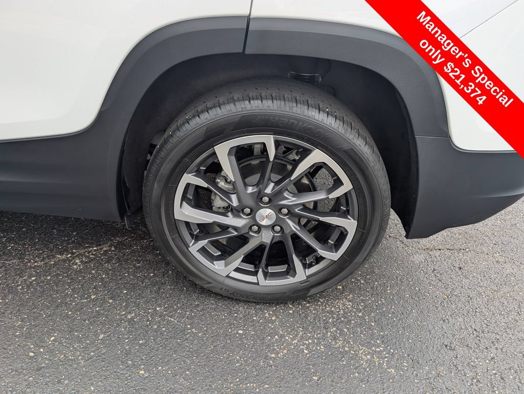 Used 2022 GMC Terrain SLT FWD image 23