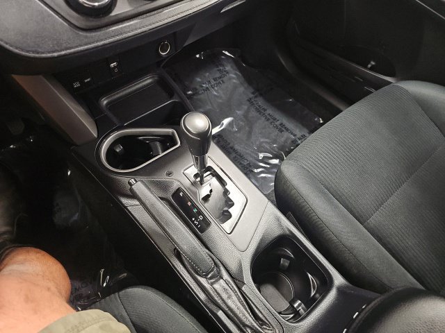 Used 2018 Toyota RAV4 LE w/ All Weather Liner Package AWD/4WD image 22