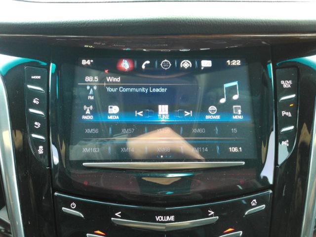 Used 2018 Cadillac Escalade ESV 4WD image 48