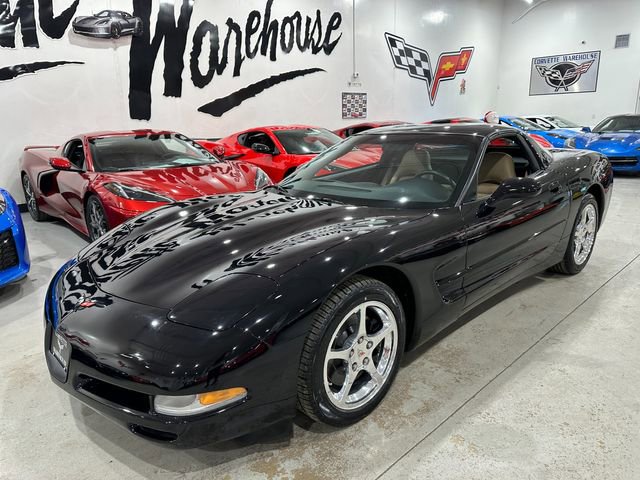 Used 2004 Chevrolet Corvette Coupe image 22
