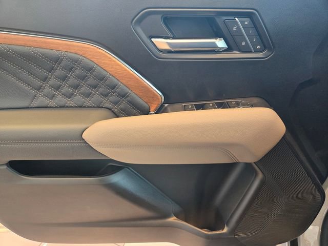 New 2026 GMC Canyon Denali AWD/4WD image 13