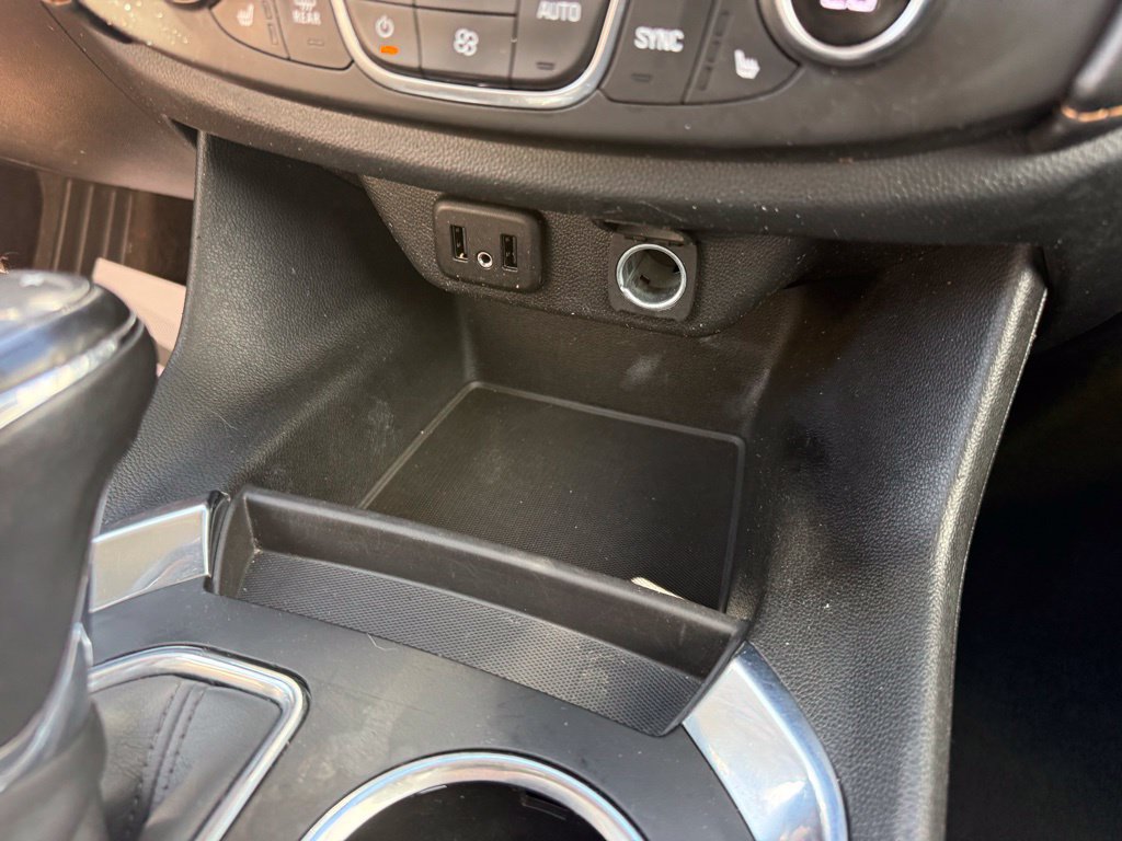 Used 2019 Chevrolet Traverse LT AWD/4WD image 24