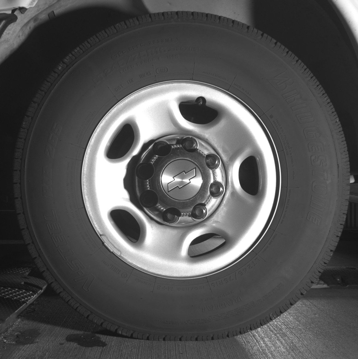 Used 2025 Chevrolet Express 3500 LT w/ LT Preferred Equipment Group image 12