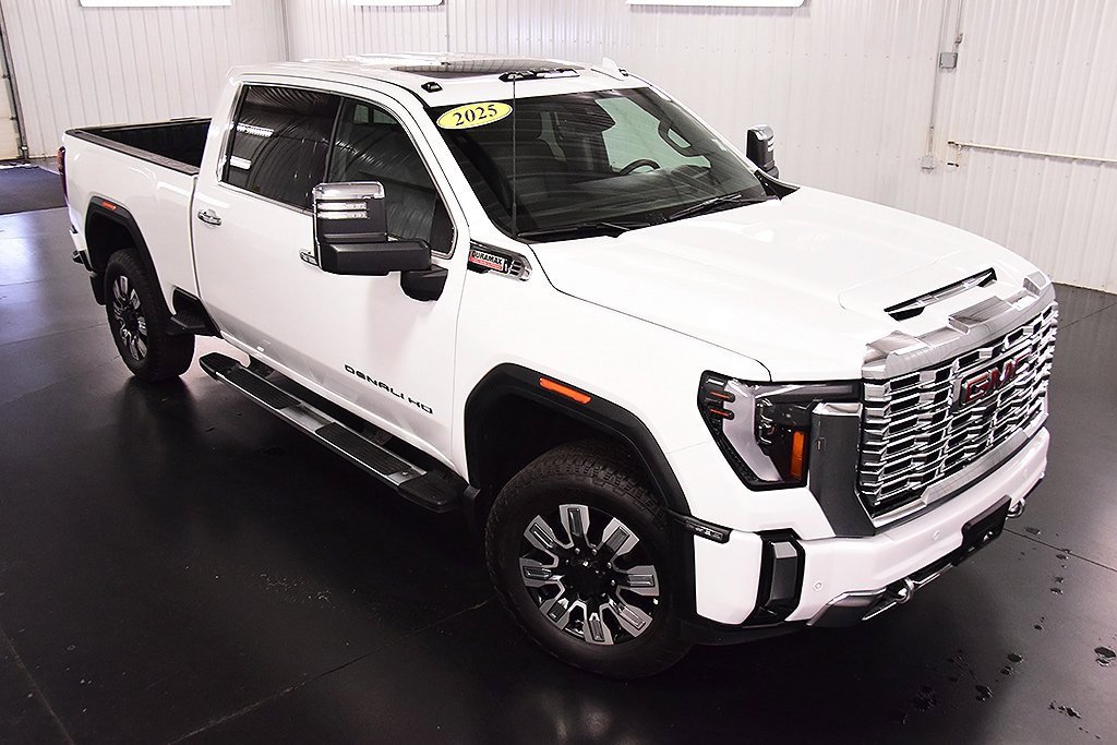 Used 2025 GMC Sierra 2500 Denali w/ Denali Reserve Package image 11