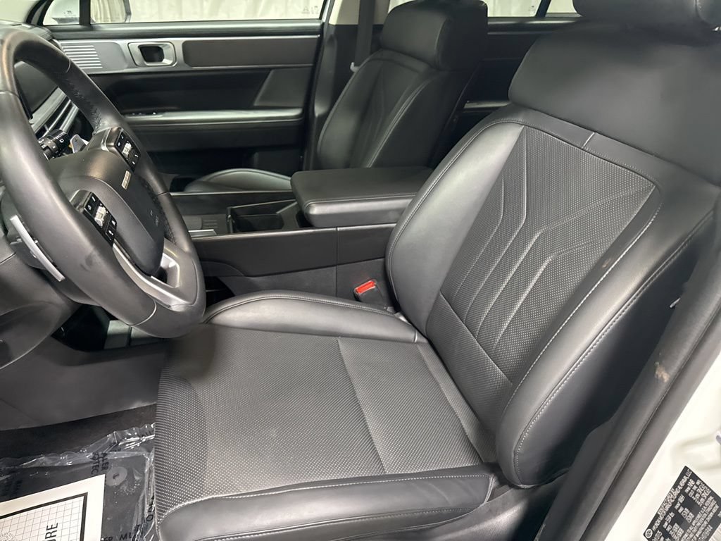Used 2026 Hyundai Santa Fe SEL FWD image 17