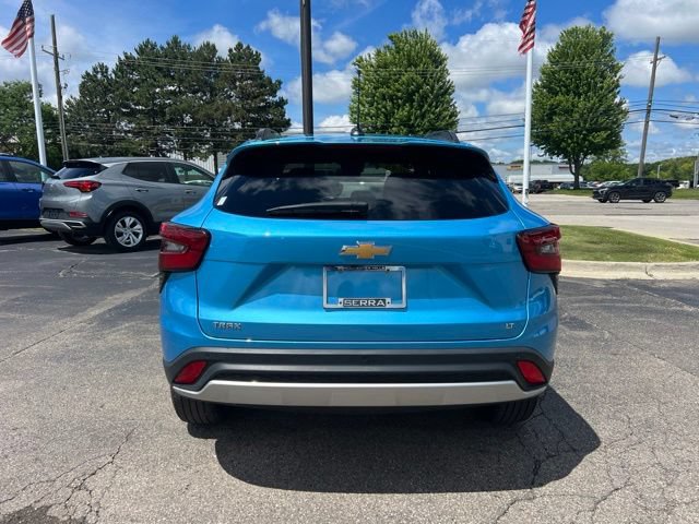 Used 2025 Chevrolet Trax LT w/ Driver Confidence Package FWD image 6