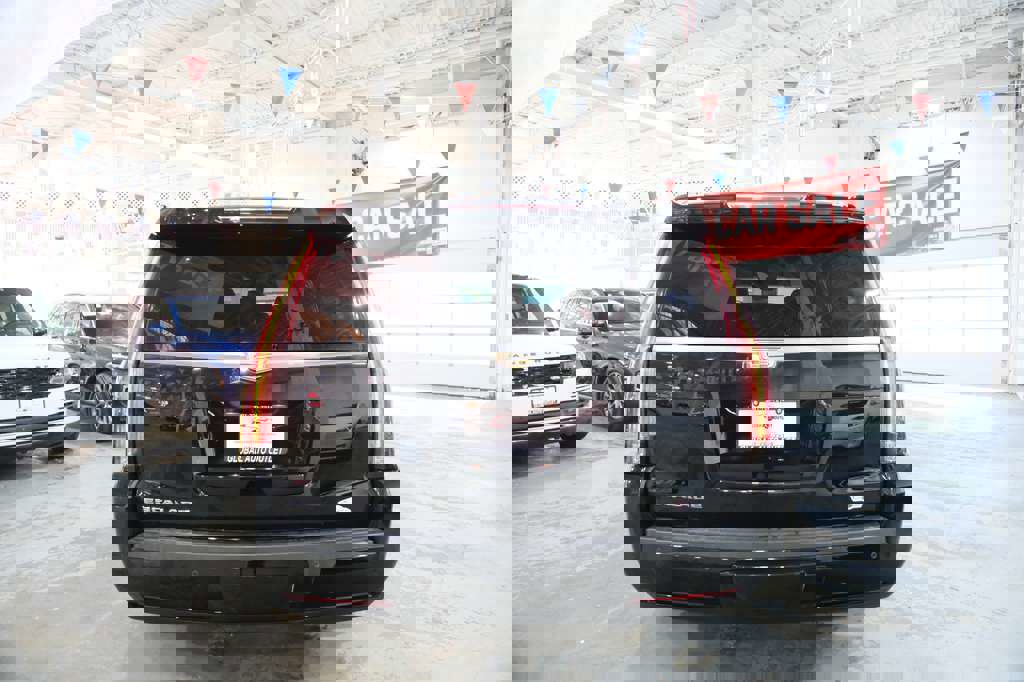 Used 2015 Cadillac Escalade ESV Premium image 9