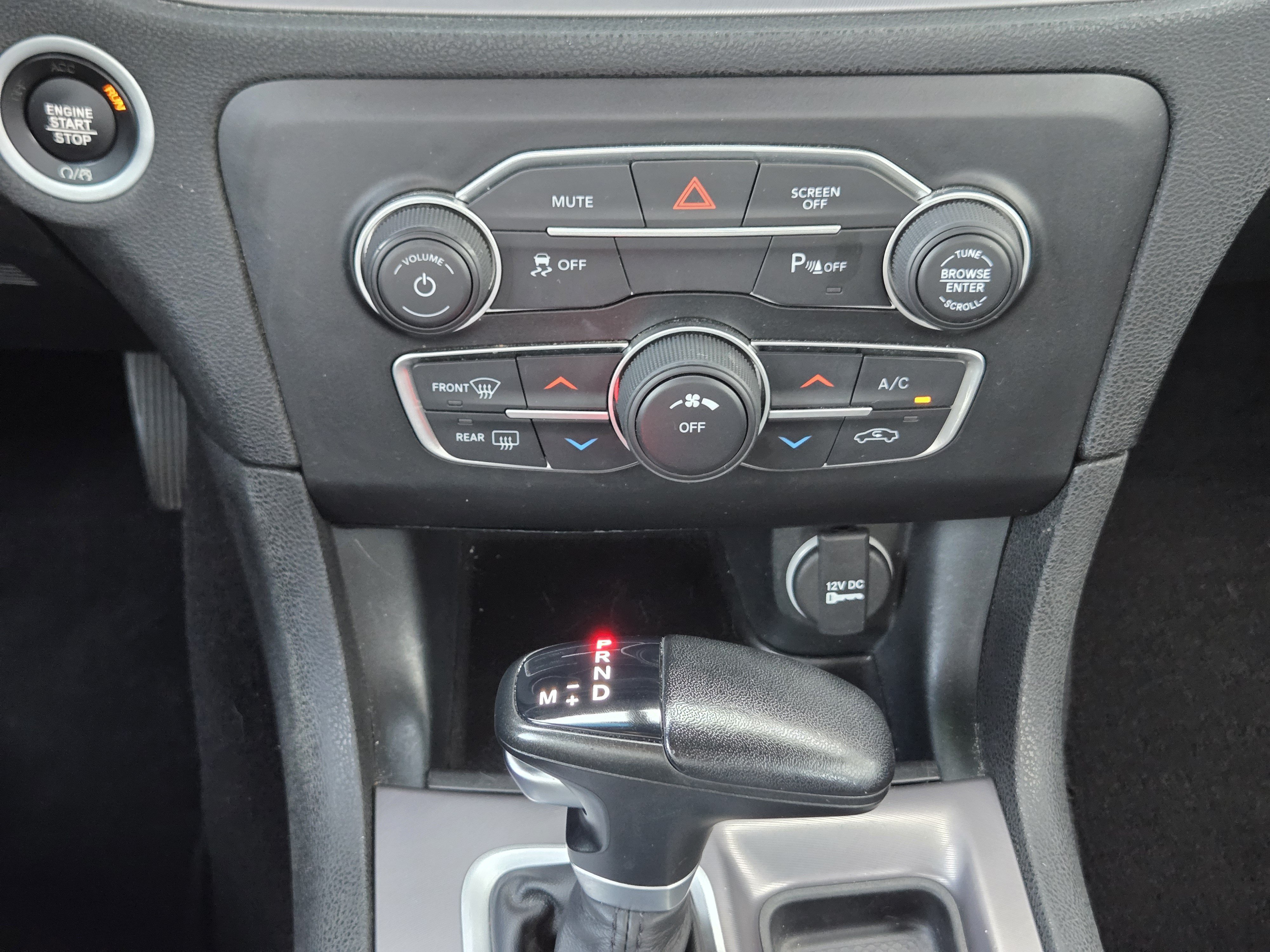 Used 2023 Dodge Charger SXT RWD image 20