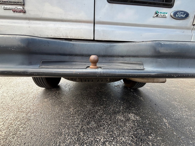 Used 2014 Ford E-250 and Econoline 250 image 8