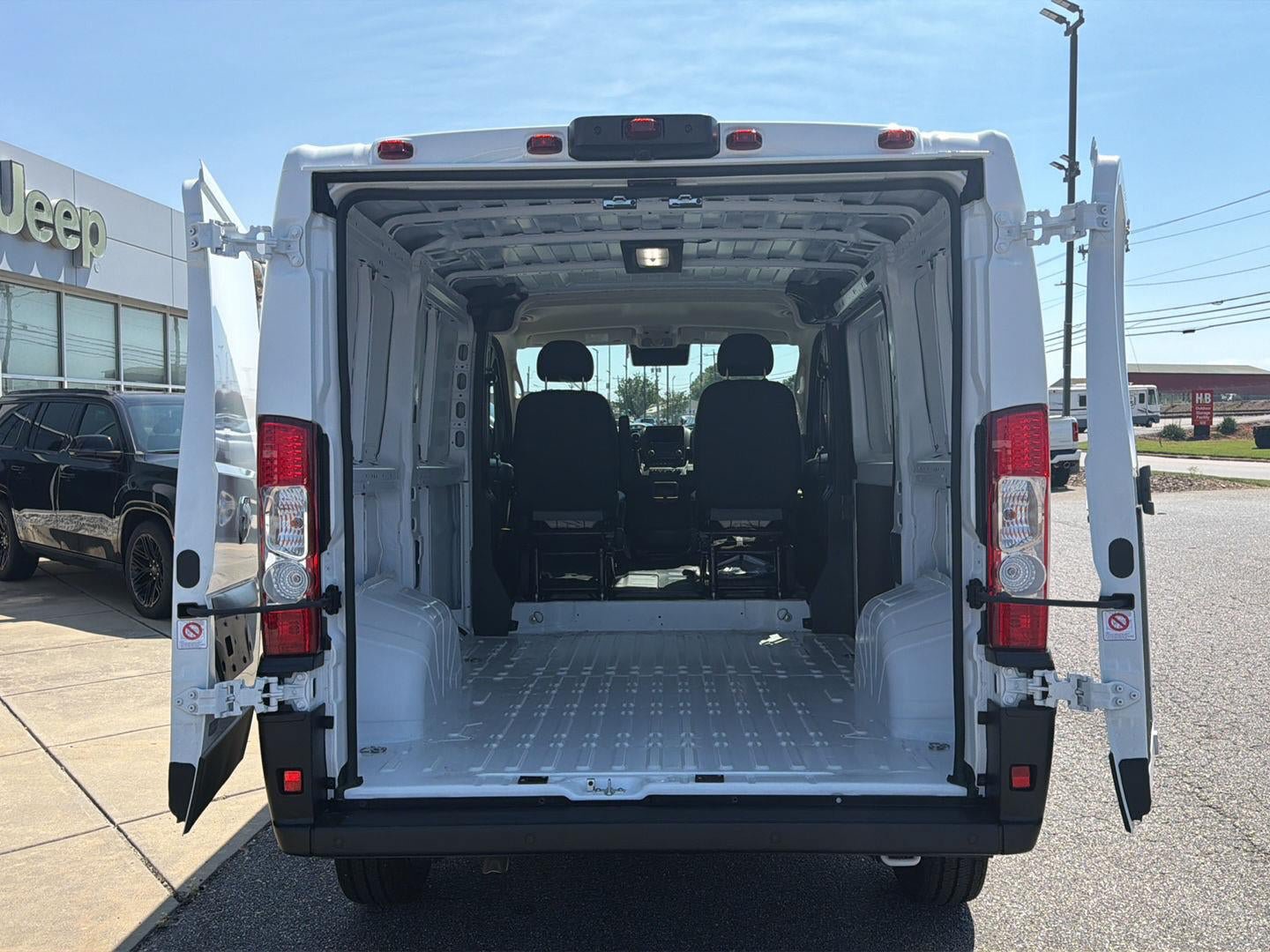 New 2026 RAM ProMaster 1500 w/ Convenience Group FWD image 11