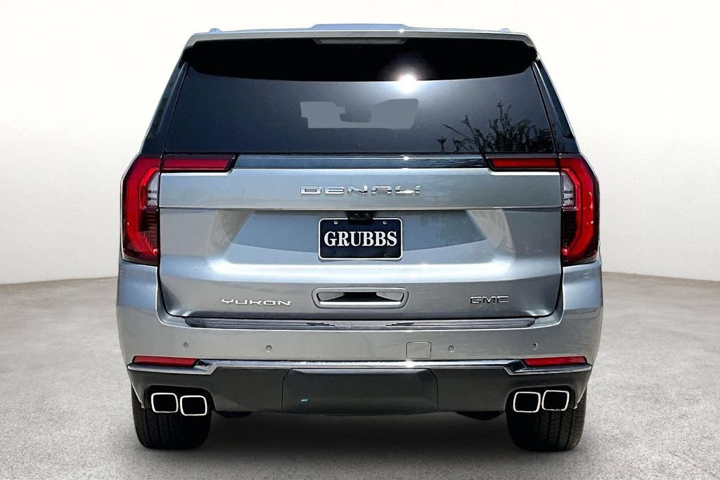 Used 2025 GMC Yukon XL Denali Ultimate AWD/4WD image 4