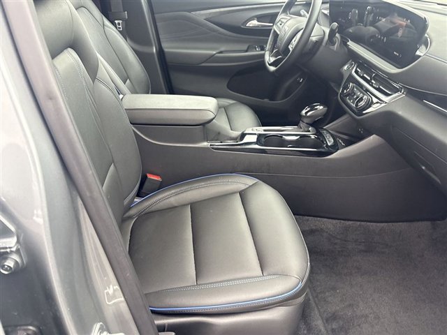 Certified 2024 Buick Envista Sport Touring w/ Convenience I Package image 26