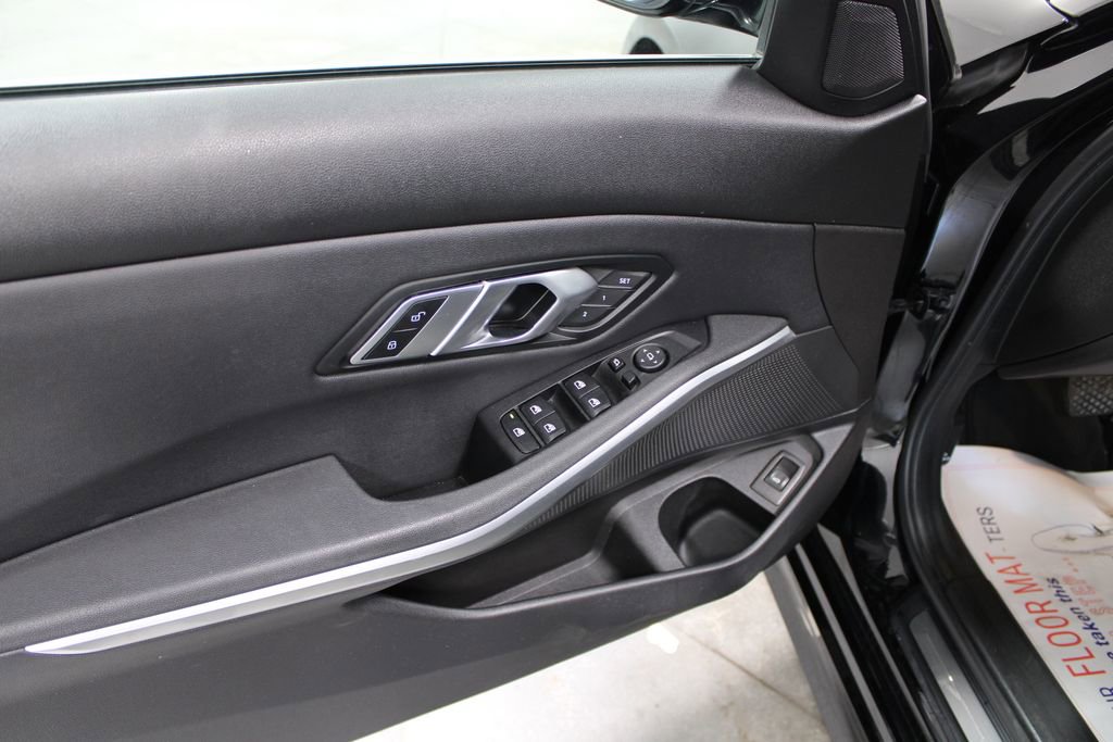 Used 2019 BMW 330i 330i w/ Convenience Package image 14