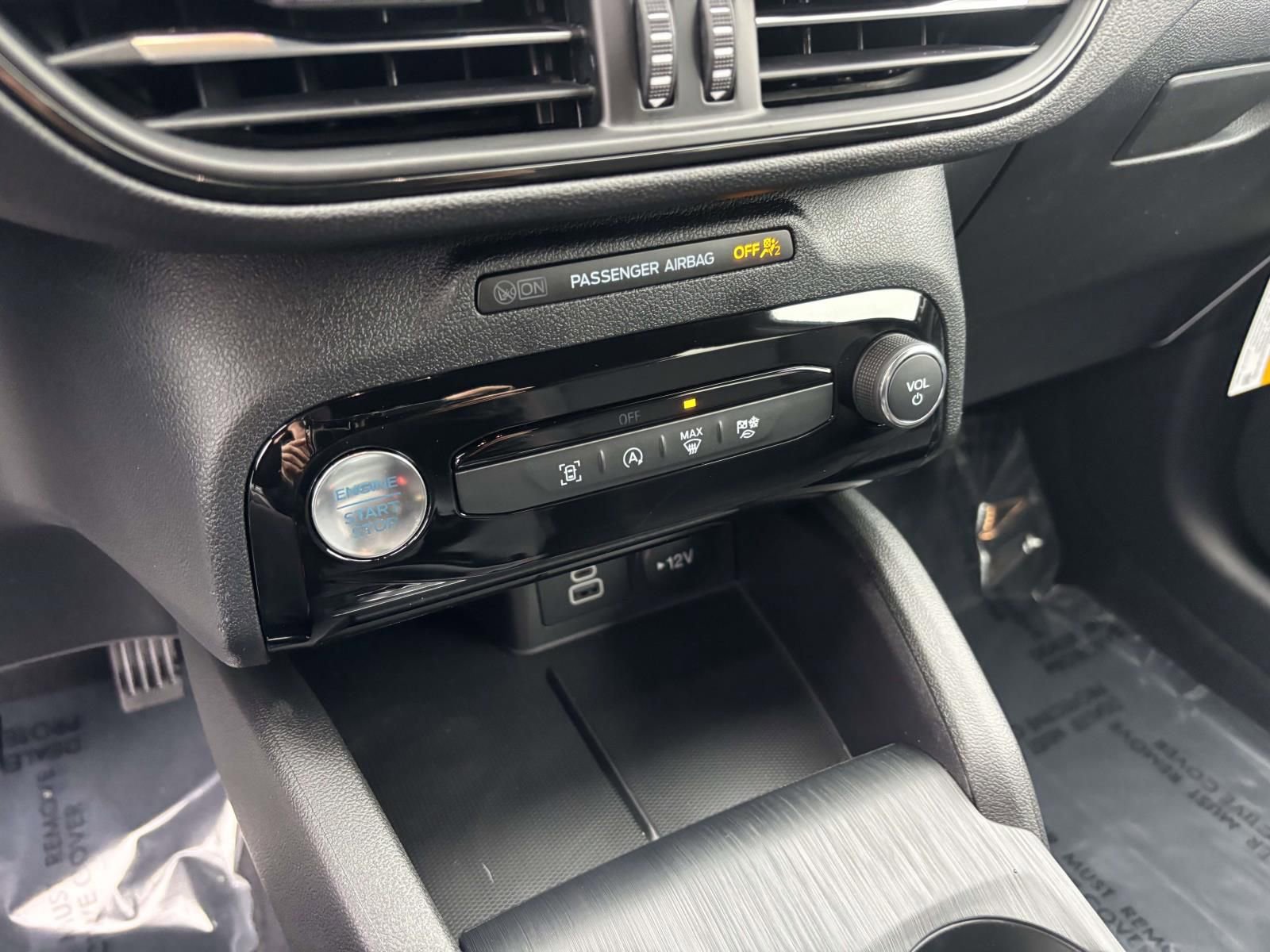 New 2026 Ford Escape ST-Line w/ Tech Pack #1 FWD image 23