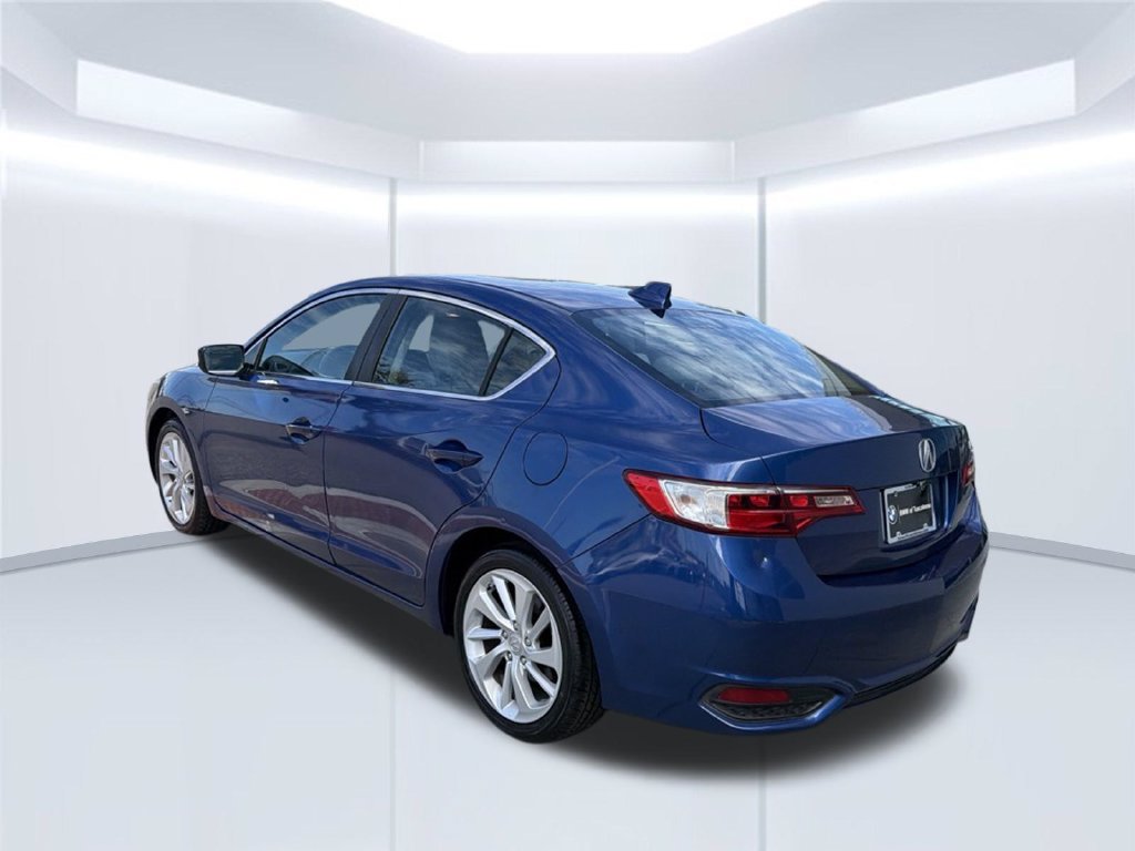 Used 2017 Acura ILX FWD image 4