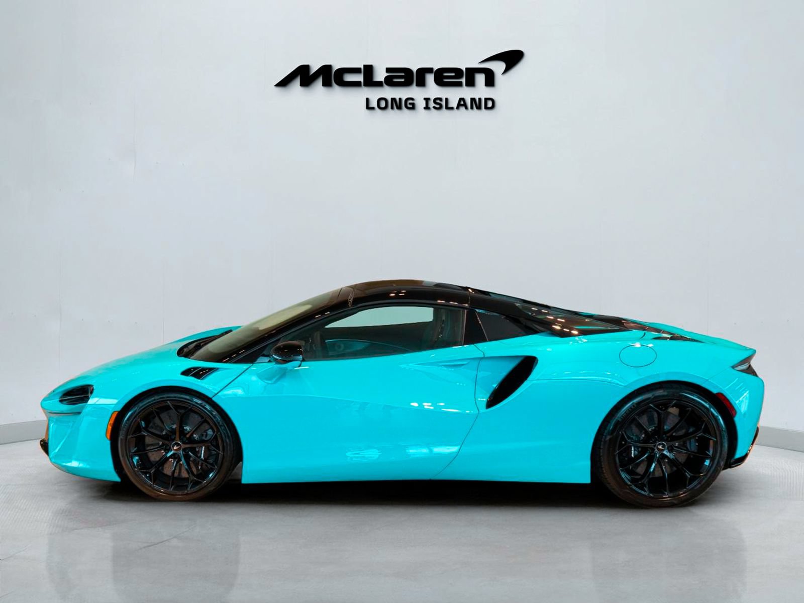 New 2026 McLaren Artura Spider RWD image 12
