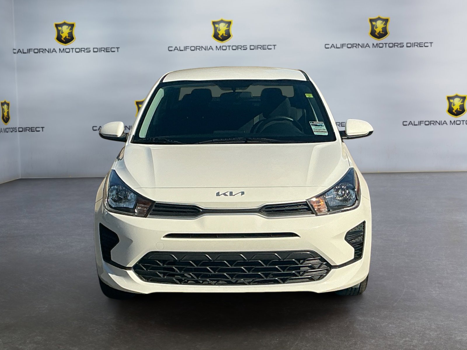 Used 2023 Kia Rio S image 2