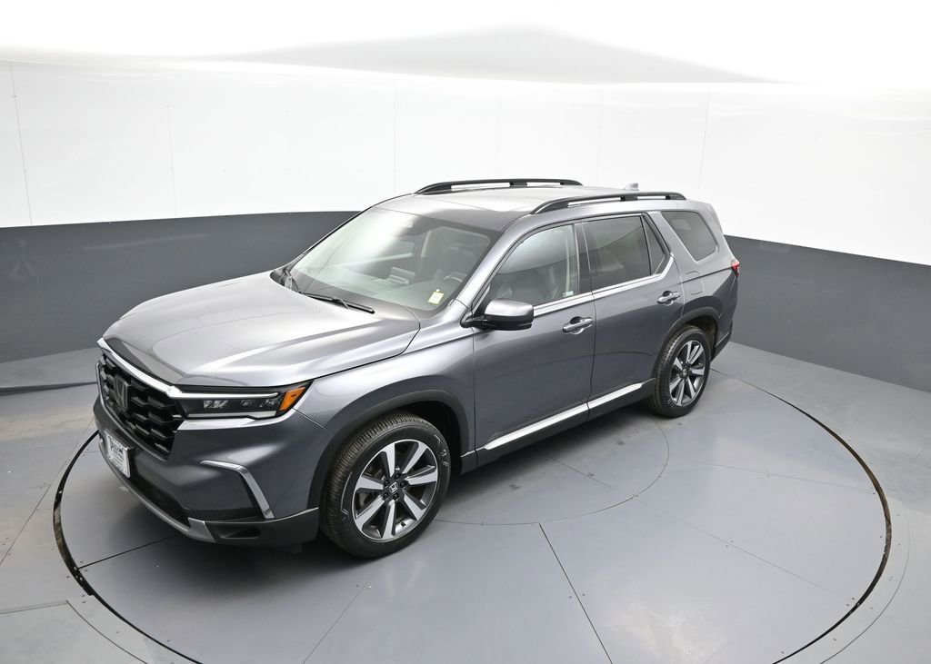Used 2023 Honda Pilot Touring image 36