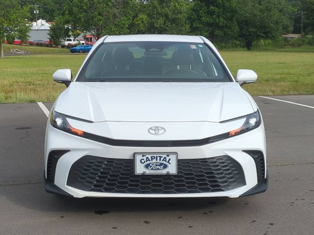 Used 2025 Toyota Camry SE FWD image 16